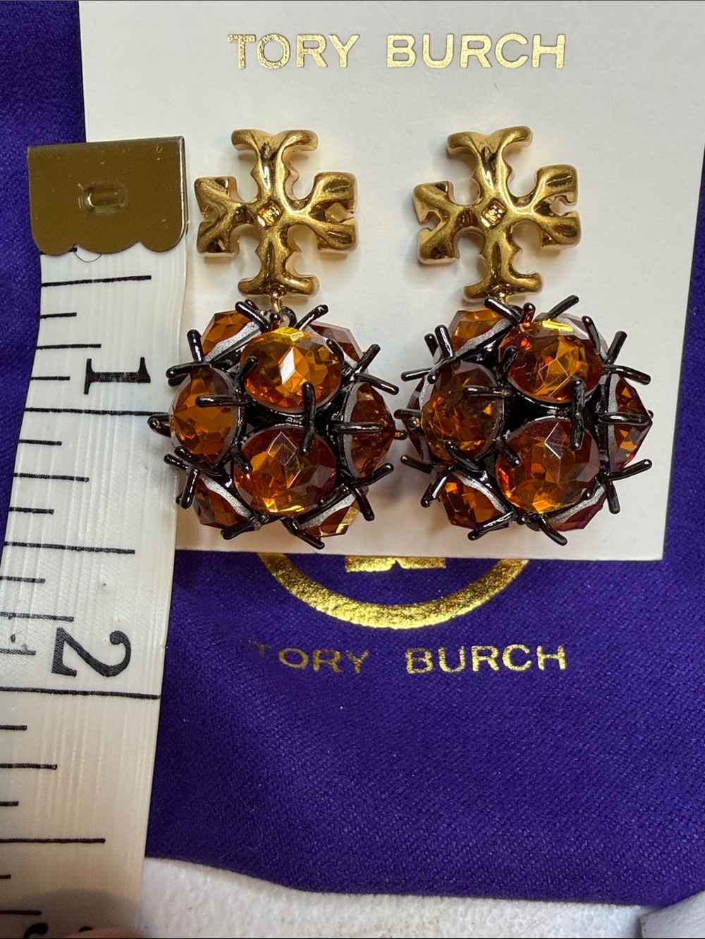 Roxanne crystal drop earrings in rolled gold. (64) - Picture 4 of 4
